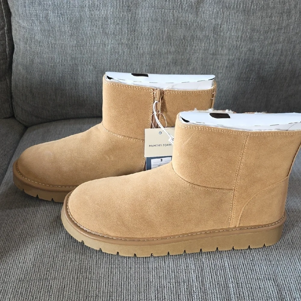 Universal Thread Women's Tan May Ankle‎ Boots, Size 9, NWT With Memory Foam